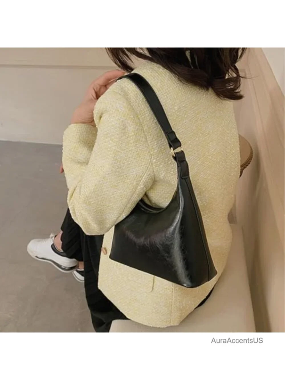 Small Retro Vegan Leather Hobo Underarm Shoulder Bag
